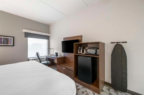 Best Western Plus Harrisonburg image 6