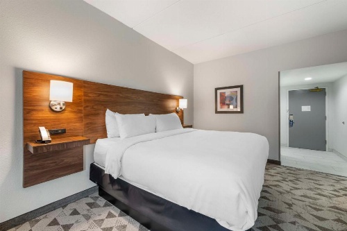 Best Western Plus Harrisonburg image 8